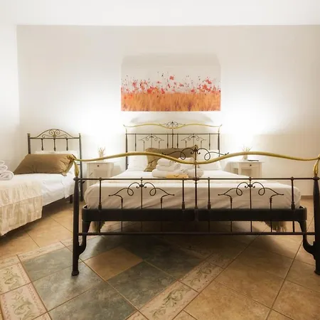 Li Tarici Bed & Breakfast 4*